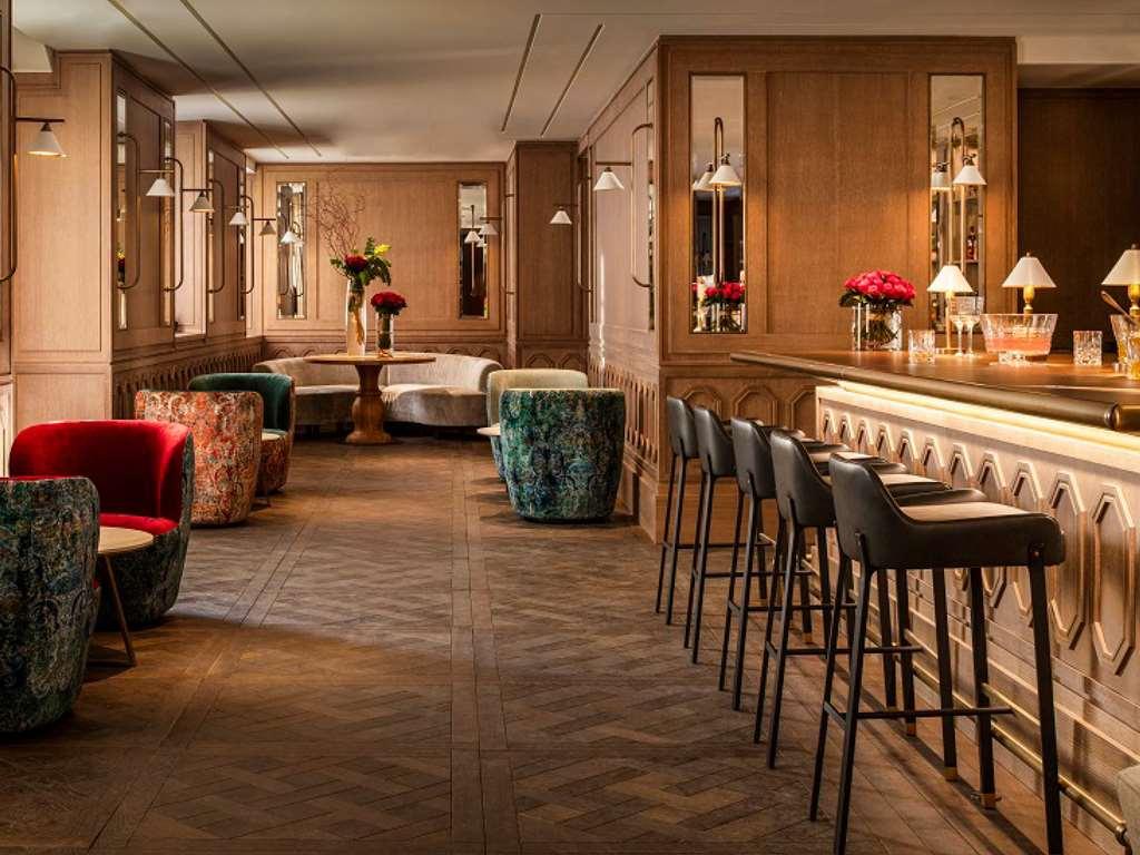 Le Grand Pavillon Шантили Ресторант снимка